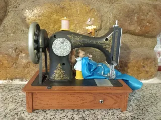 Caja Musical Enesco 1989 Ratones