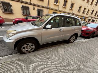 Toyota RAV4 2004
