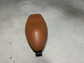 Asiento Aprilia Area 51