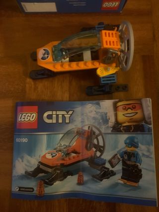 Pack 2 Vehículos LEGO Star Wars y City