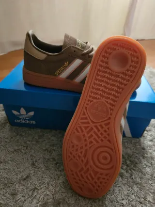 Ténis Adidas Spezial Castanho e Bege 36