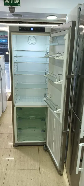 NEVERA LIEBHERR DE UNA PUERTA NO FROST ENERGÍA A+