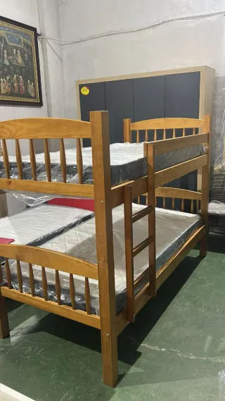 Litera de madera maciza