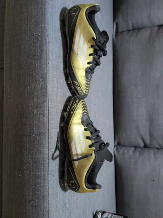 Zapatillas de fútbol Adidas F50 Tacos