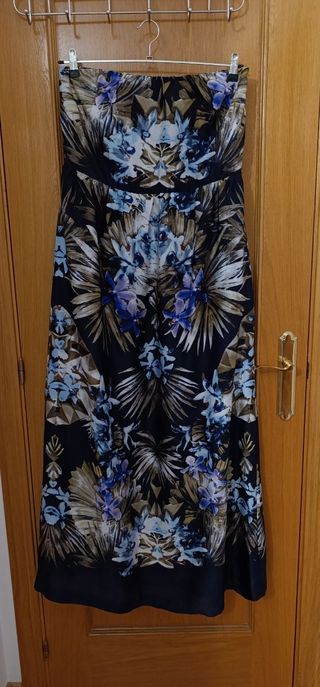 Vestido largo palabra de honor estampado tropical