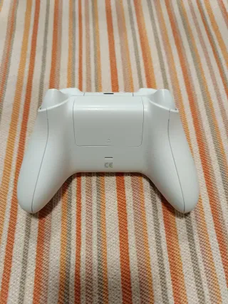 Mando Xbox Series X Blanco