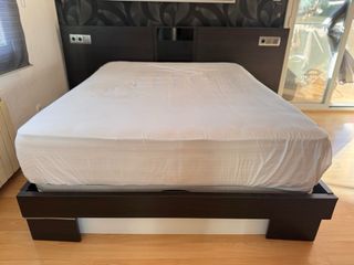 CABECERO CAMA MESITAS ESPEJO HABITACIÓN MATRIMONIO