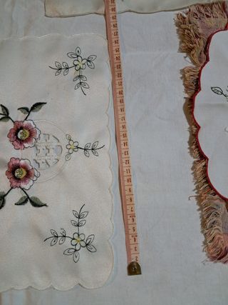 set 8 centrini centrotavola vintage Nuovi