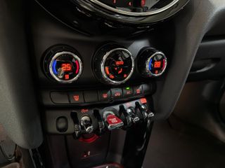 MINI Cooper 5P Automático!