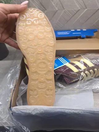 Adidas Gazelle Marrón/Rojo