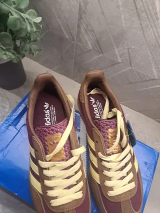 Adidas Gazelle Marrón/Rojo