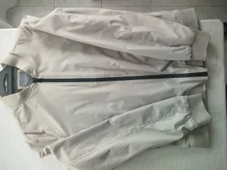 Chaqueta bomber beige Primark Talla M