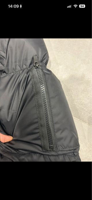 Chaqueta Nike Negra con Capucha