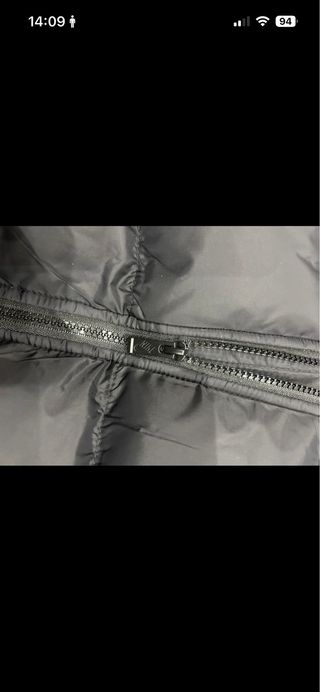 Chaqueta Nike Negra con Capucha