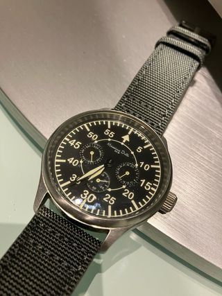 Reloj Massimo Dutti Cronógrafo Negro y Plateado