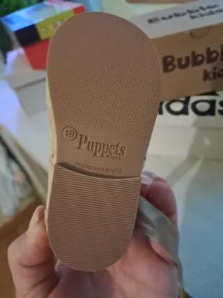 Zapatitos de vestir para bebé color camel