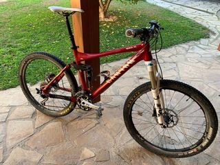 Bicicleta Montaña Canyon Roja