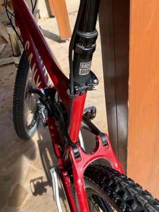 Bicicleta Montaña Canyon Roja