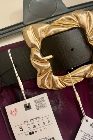 Conjunto satén top globo y pantalón ancho