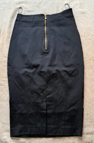 Falda lápiz negra