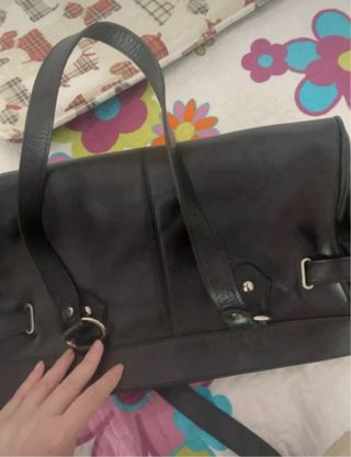 Bolso de piel negro