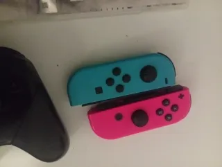 Nintendo Switch + 4 Juegos + Mando Pro+cargador