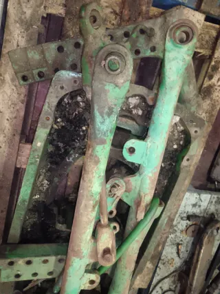 Piezas John Deere elevadores tensores jdeere 3350r