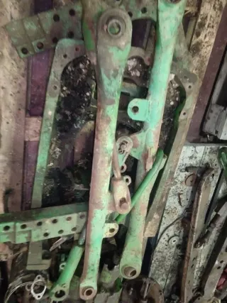 Piezas John Deere elevadores tensores jdeere 3350r