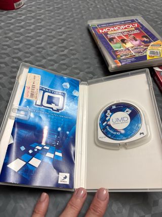 4 Juegos PS3: PES 2008, Monopoly, IQ, Medieval Mov