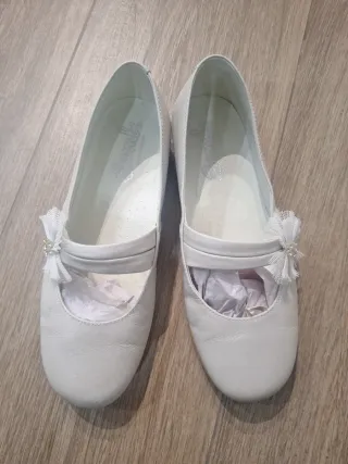 Zapatos de comunión blanco roto perlado
