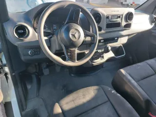 Mercedes-Benz Sprinter 2021