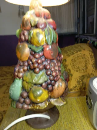 Lámpara de cerámica. vintage frutas Holland mold