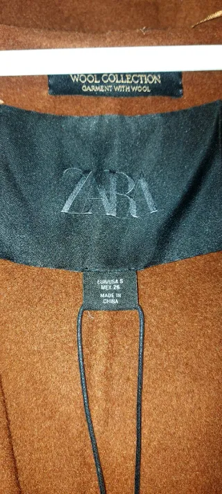 Abrigo paño lana Zara