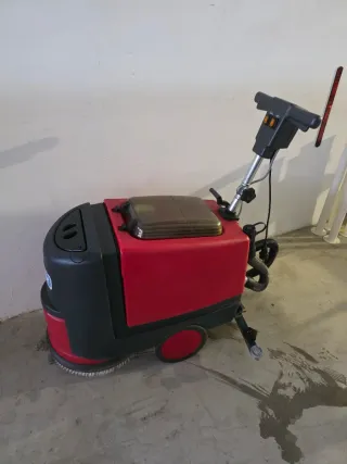 Maquina profesional limpieza Cleanfix