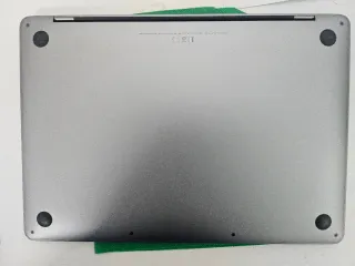 MacBook Pro A2338 M1 Plata