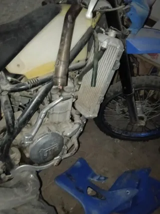 Moto TM 1999 Enduro/Motocross - A falta radiadores
