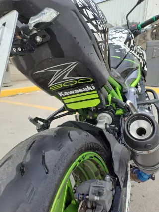 Kawasaki Z900 ABS Negra y Verde