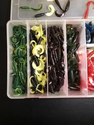 Caja de vinilos para pesca