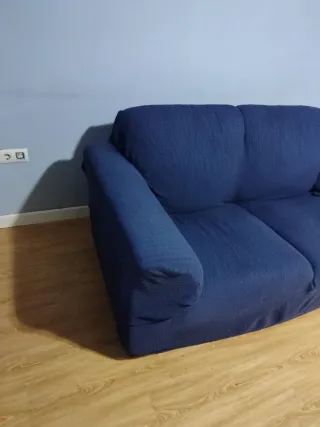 Sofá 2 plazas Ikea Tidafors con funda elástica azu
