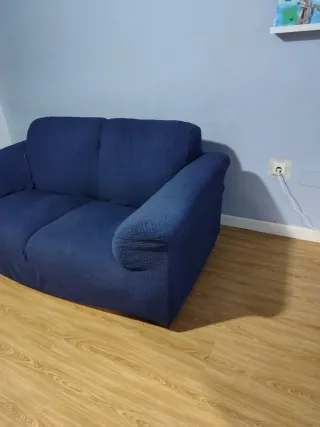 Sofá 2 plazas Ikea Tidafors con funda elástica azu