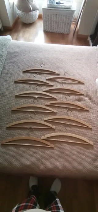 Lote 11 Perchas Madera