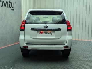 Toyota Land Cruiser 2.8 D-4D GX 7 Plazas