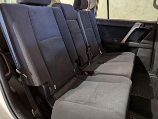 Toyota Land Cruiser 2.8 D-4D GX 7 Plazas