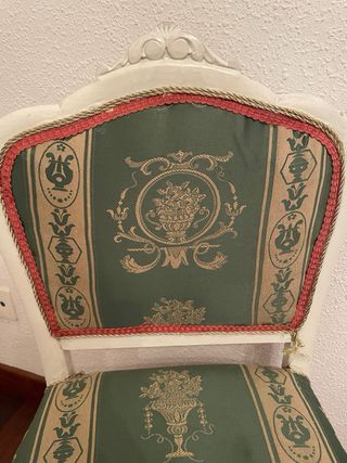 Silla retapizada estilo clásico