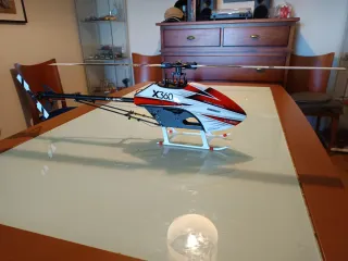 Helicóptero RC AlzRc X360
