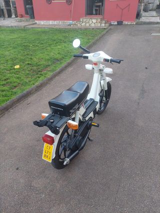 Vespino XE Elestart Blanca