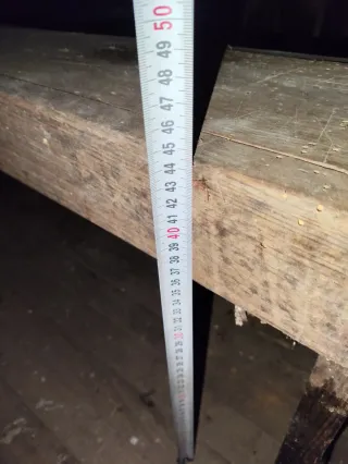 Banco de madera antiguo para restaurar