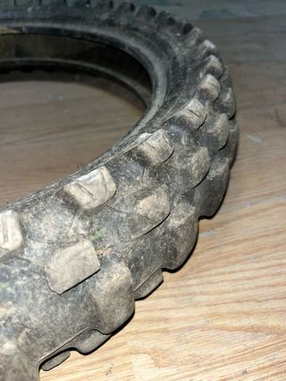 Neumático tacos Dunlop