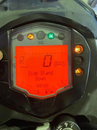 KTM Duke 125 Naranja y Negra