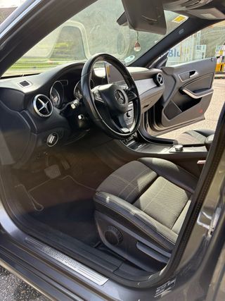 Mercedes-Benz Clase CLA 2015